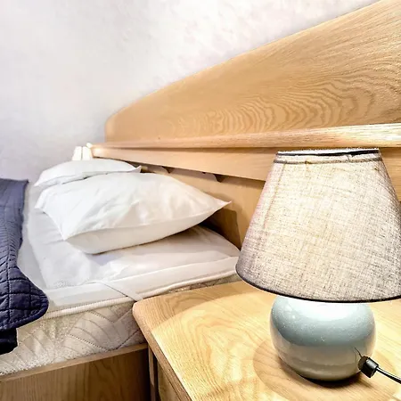 Appartement 7033 Kornblume Og Links *